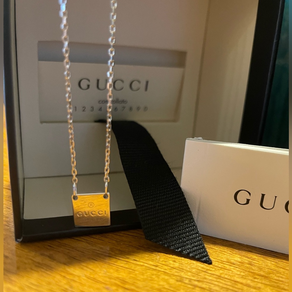 GUCCI- Trademark signature sterling silver pendant necklace